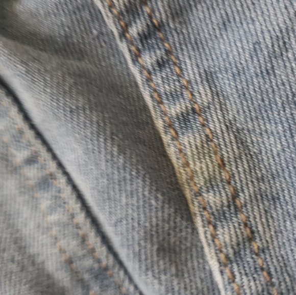 Women Medium Wash Wide Leg Cargos - Picture 3 of 6